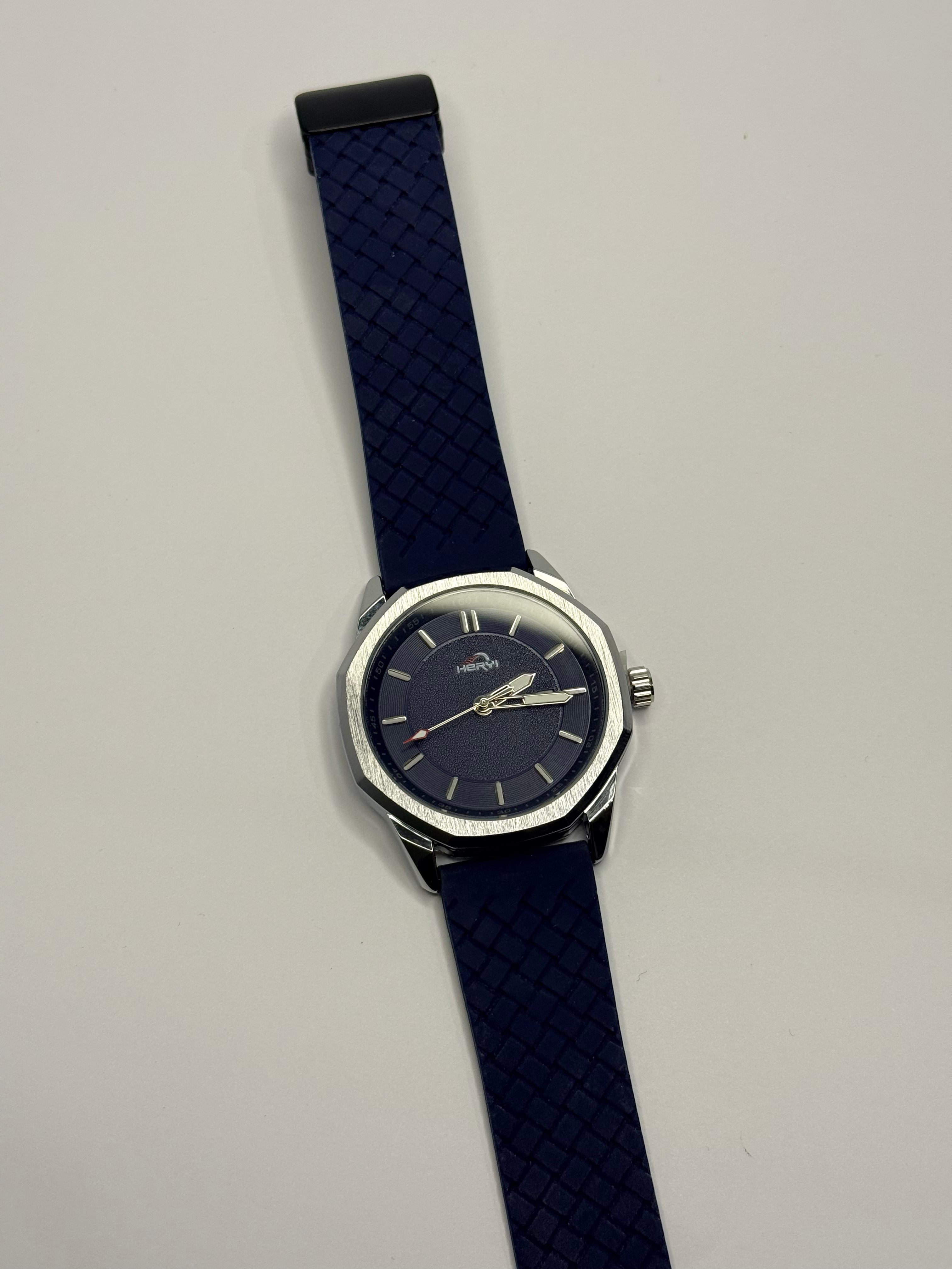 HERYI - Silicone Rubber Straps & Magnetic Lock