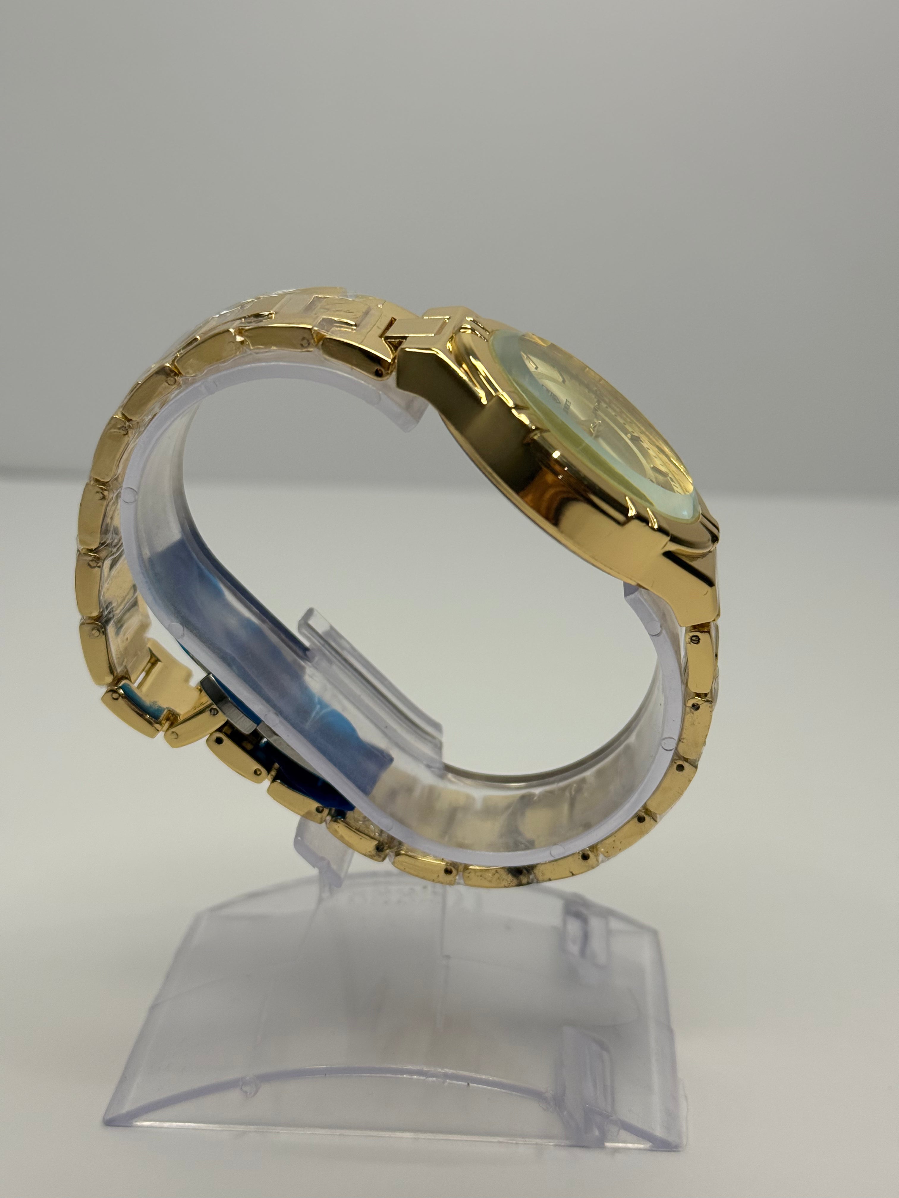 True Worth - Luxury Quartz